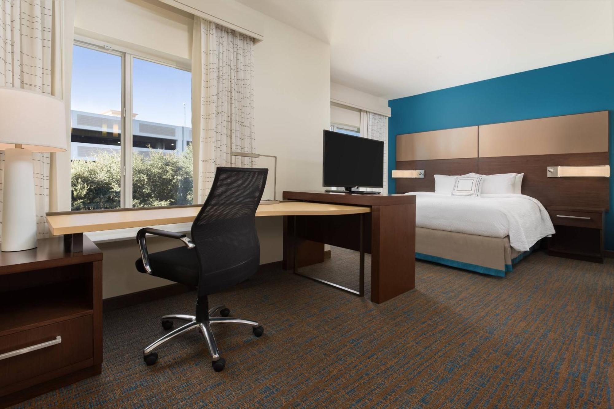 By Marriott Shreveport-bossier City/downtown Hotel 3*